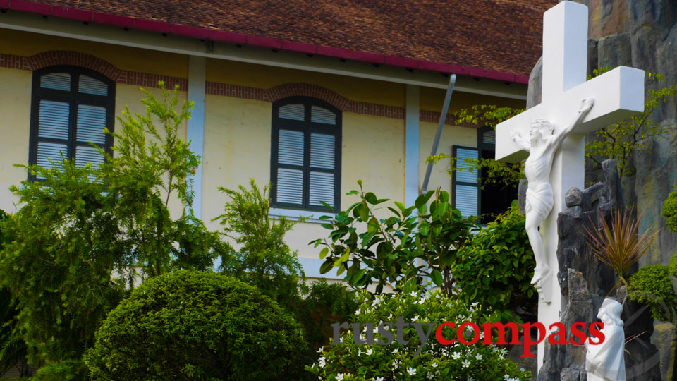 1860s Thu Thiem convent across the Saigin River.